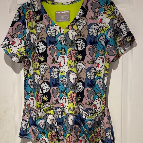 Skechers Tops - Small like new Skechers scrub top, bright cheerful colors